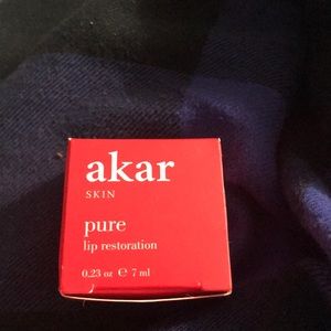 akar Makeup - Akar skin pure lip restoration akar Makeup - Akar skin pure lip restoration